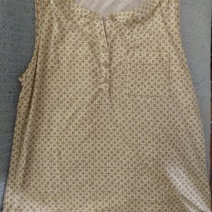 Sleeveless shirt!